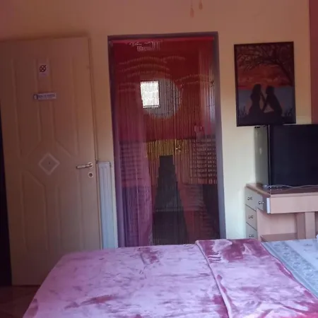 Guest house Nightflower Sami (Kefalonia)